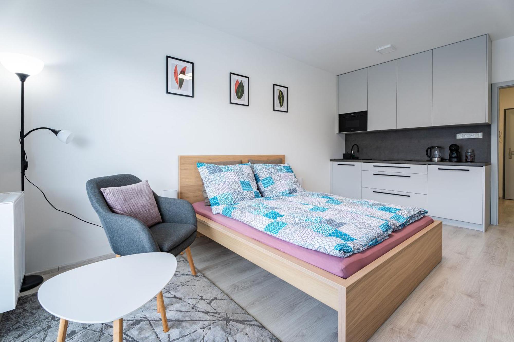 Edmund'S Apartments 21 ออลอโมตซ์ ภายนอก รูปภาพ